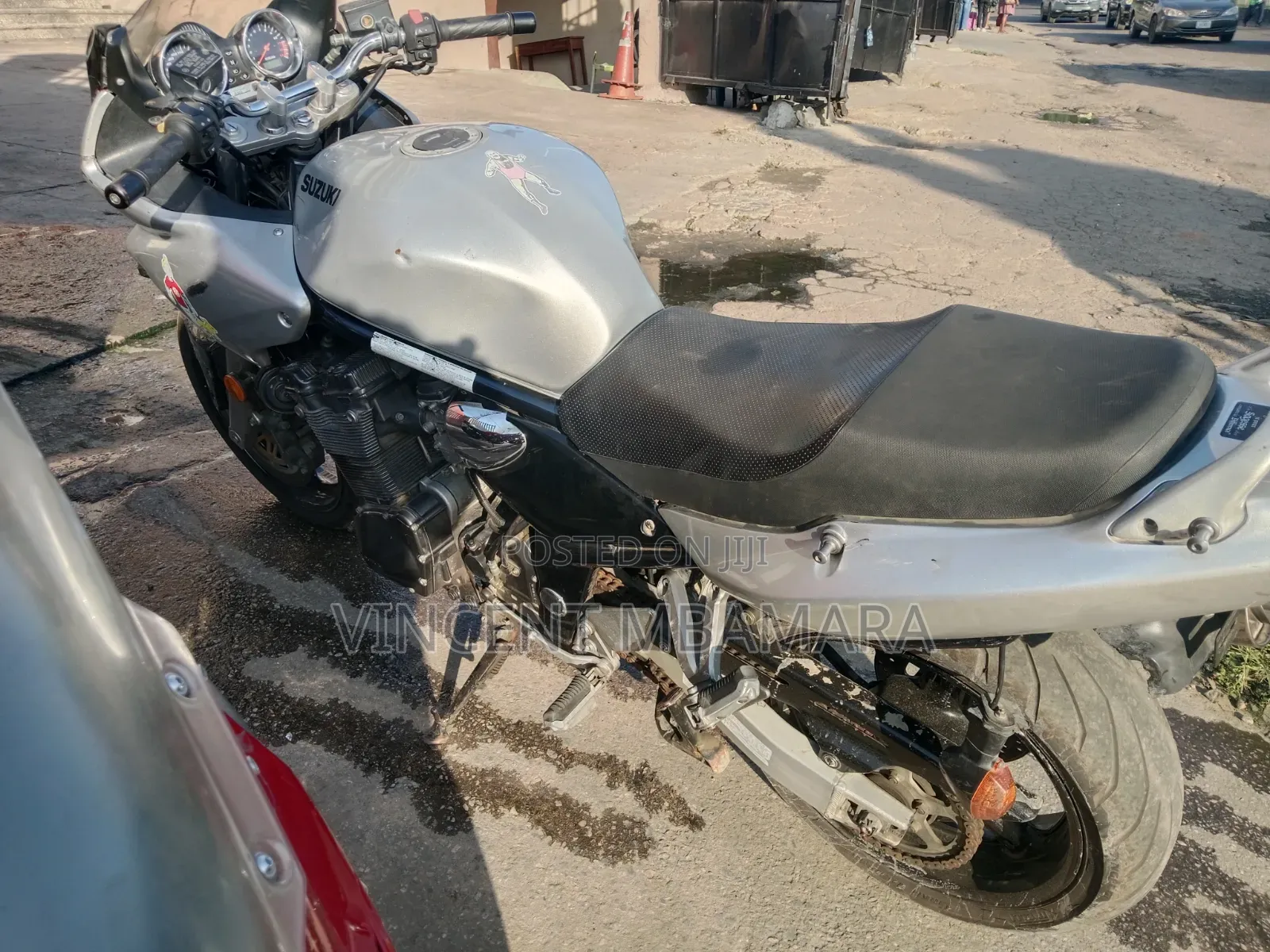Suzuki Bandit 2006 Silver