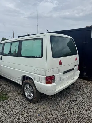Volkswagen Transporter 2003 White