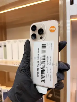 Apple iPhone 16 Pro 128 GB Gold