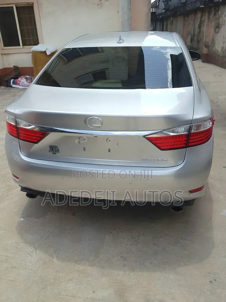 Lexus ES 2014 Silver