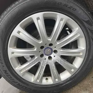 20” Mercedes-Benz Rim