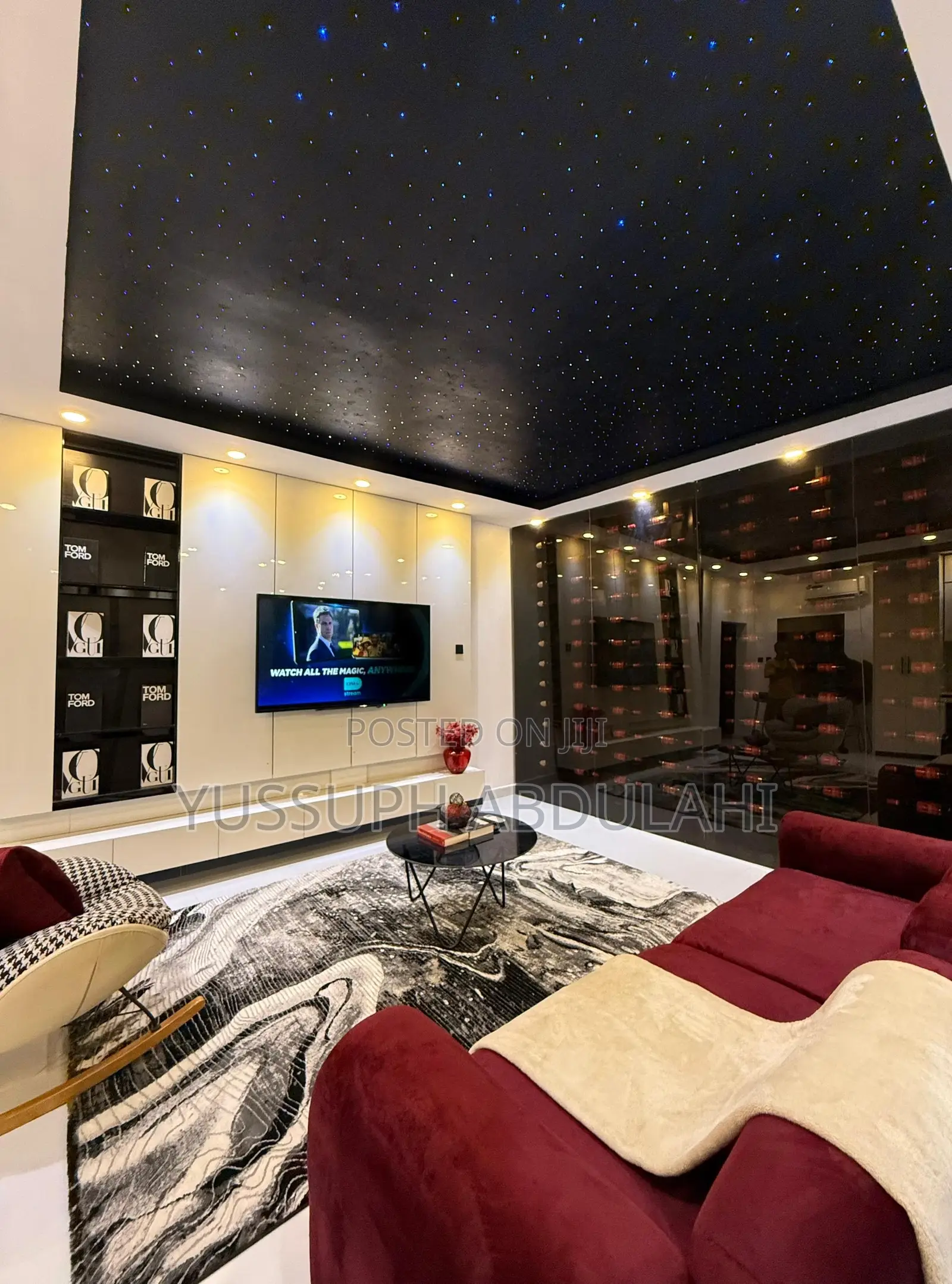 2 Bedrooms Chevron