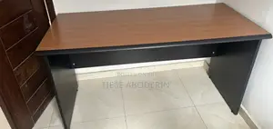 Working Desk/Table With Mobile Drawer
