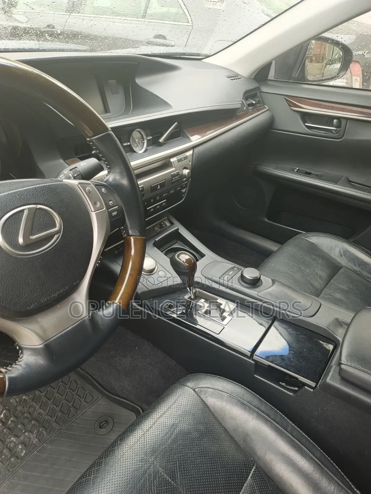 Lexus ES 2013 Gray