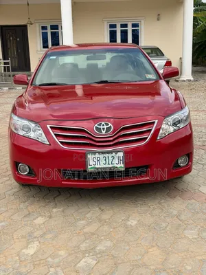 Toyota Camry LE 4dr Sedan (2.5L 4cyl 6AM) 2010 Red
