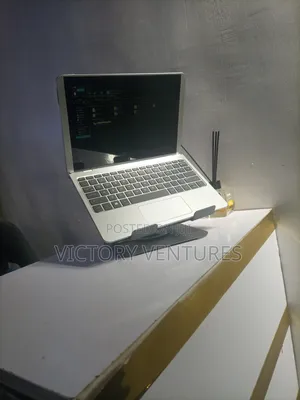 Laptop HP X2 210 G2 2GB Intel Atom SSD 32GB
