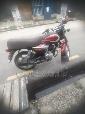 TVS HLX 125 2014 Red