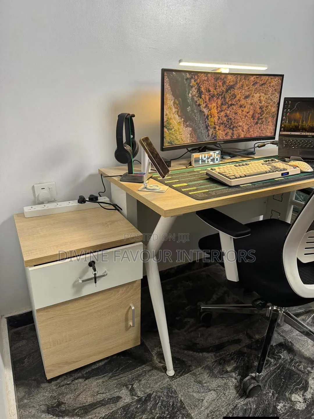 Premium Office Table Egornomic Chair