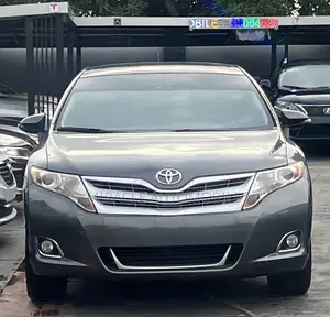 Toyota Venza XLE 2016 Gray