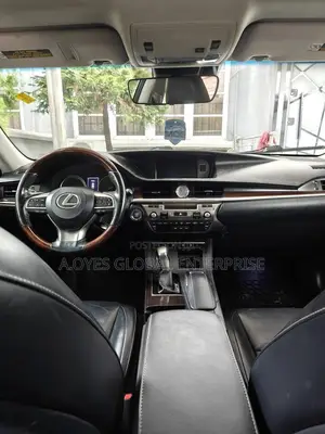 Lexus ES 2017 Gray