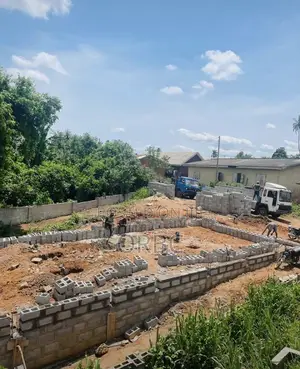 Setting Blocks From Foundation to Lintel