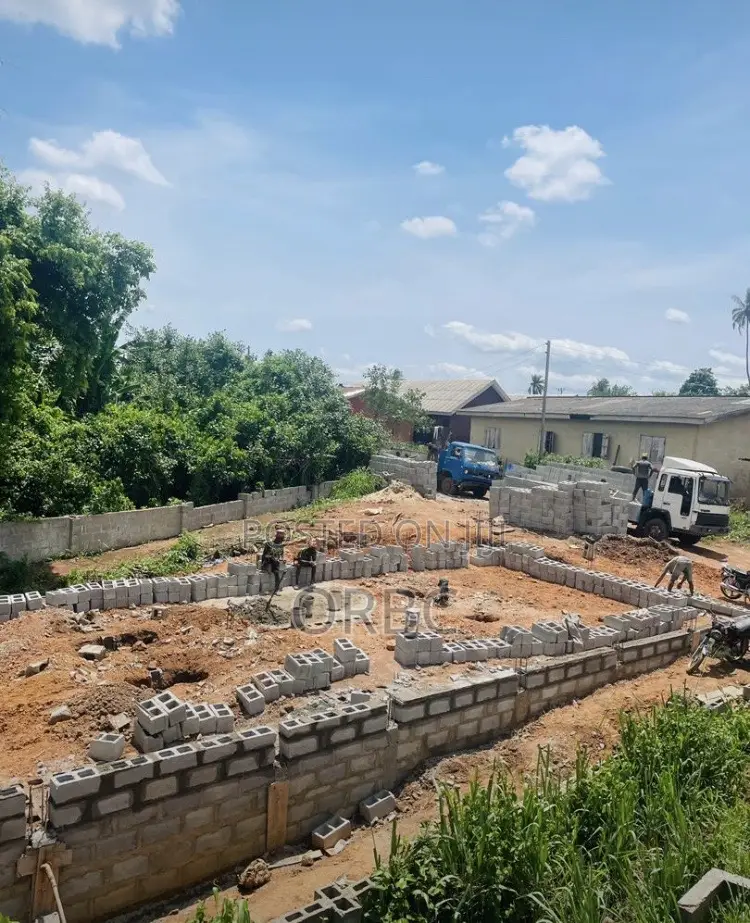 Setting Blocks From Foundation to Lintel