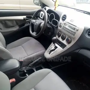 Toyota Matrix 2011 Gray
