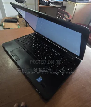 Laptop Dell Latitude E5550 8GB Intel Core i5 HDD 500GB