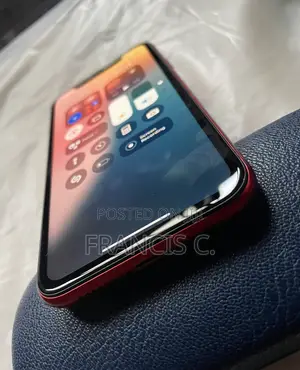 Apple iPhone 11 64 GB Red