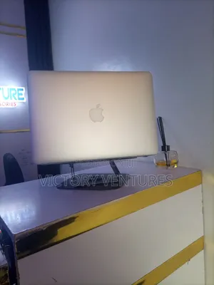Laptop Apple MacBook Air 2014 8GB Intel Core i5 SSD 128GB