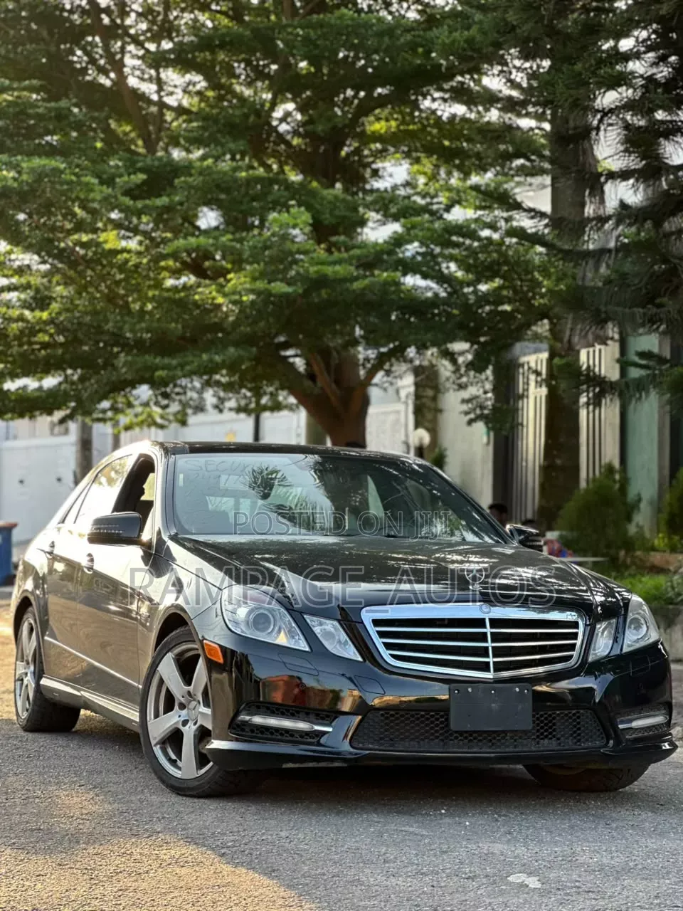 Mercedes-Benz E350 2013 Black
