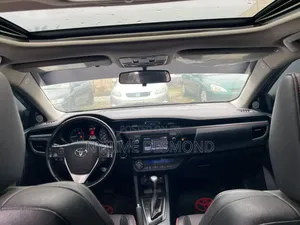 Toyota Corolla 2016 Gray