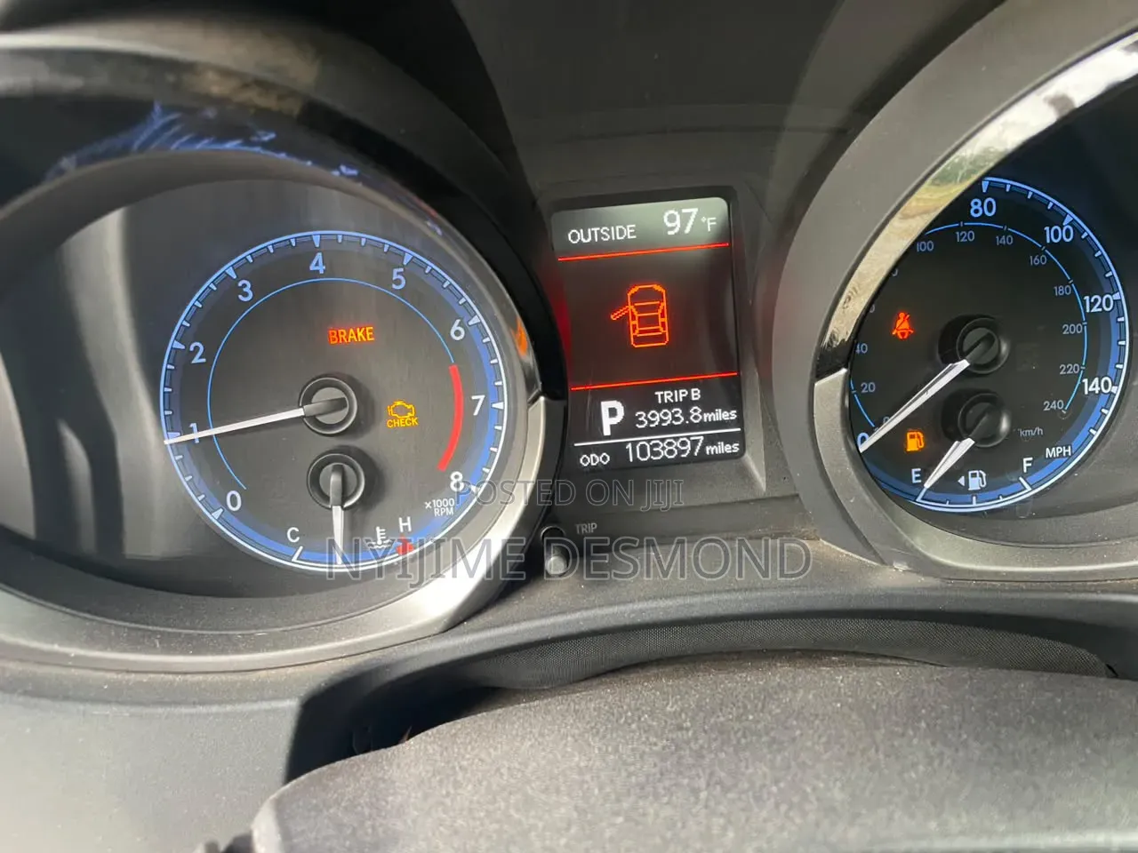 Toyota Corolla 2016 Gray