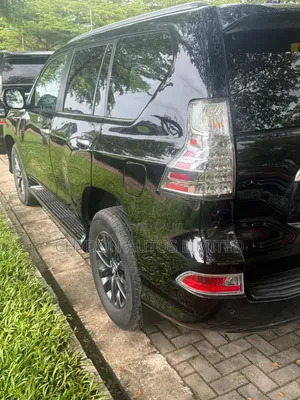 Lexus GX 460 2021 Black