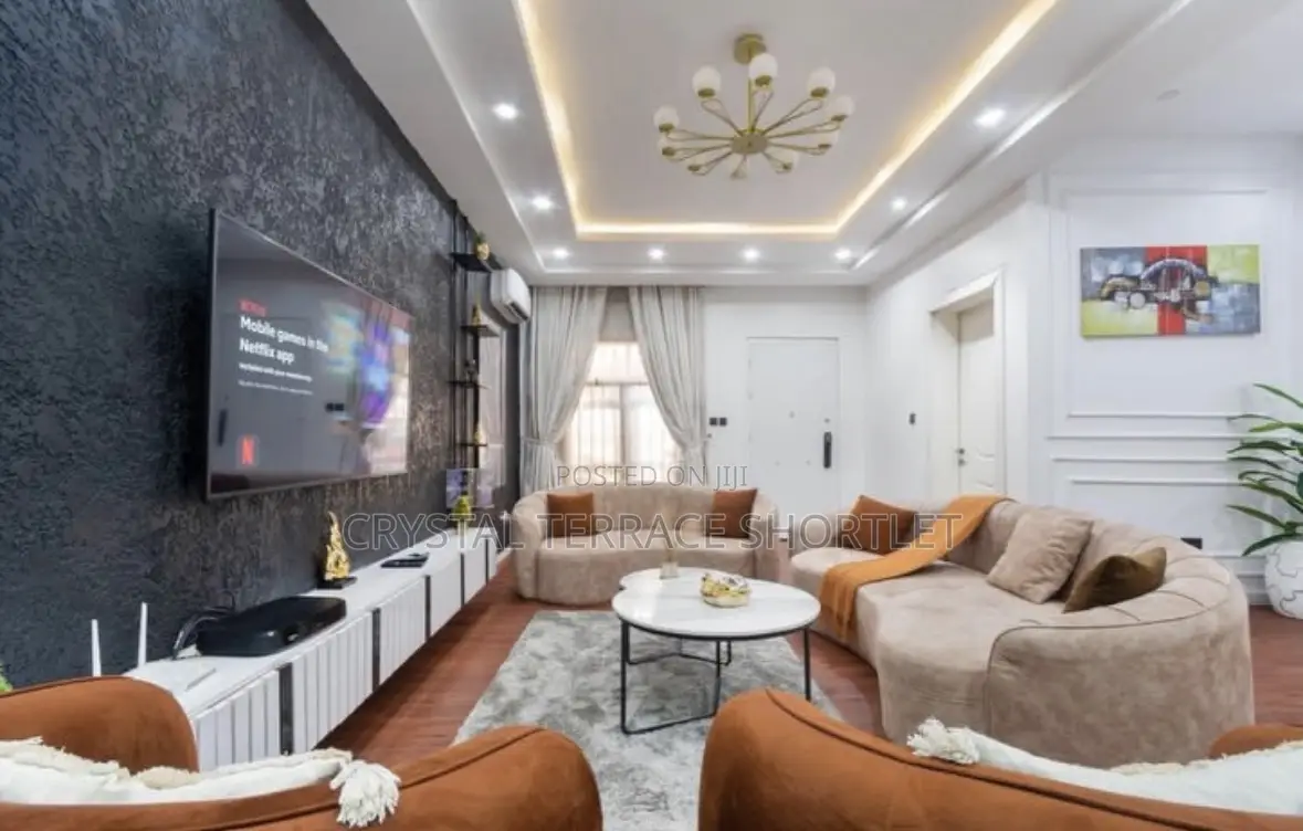 Beautiful 4 Bedroom Duplex