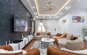 Beautiful 4 Bedroom Duplex