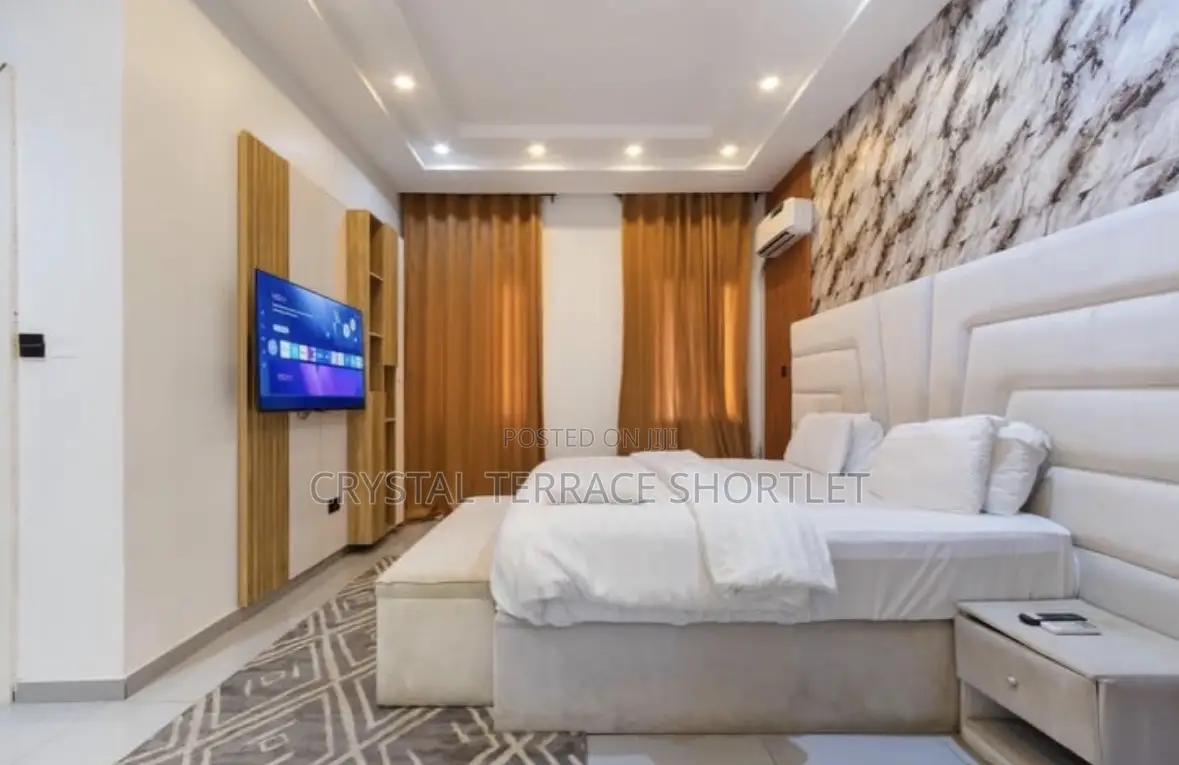 Beautiful 4 Bedroom Duplex