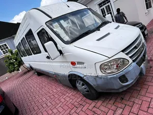 Iveco Massif 2010 White