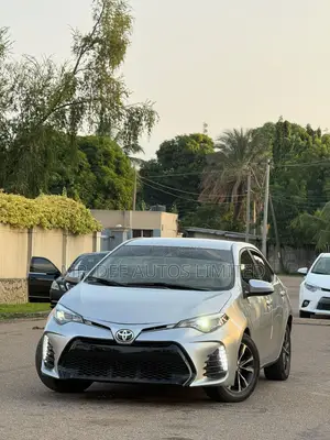Toyota Corolla 2019 Silver