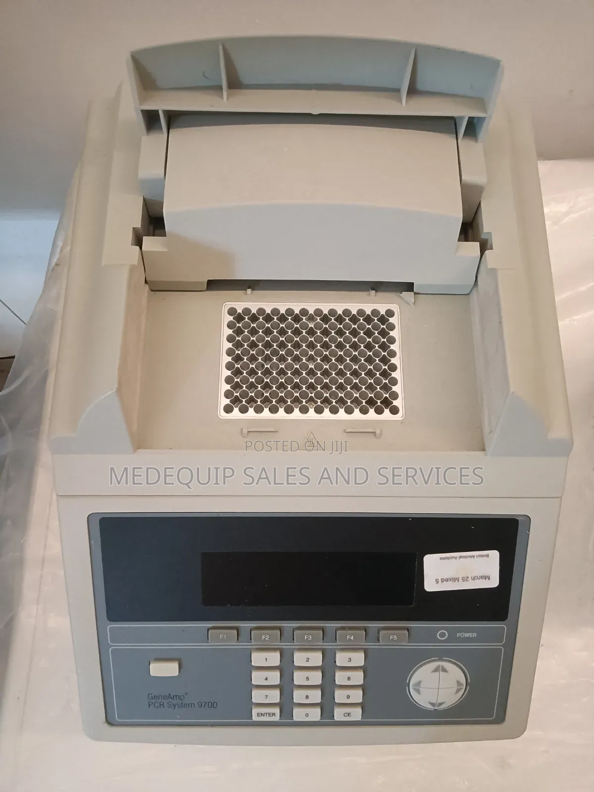Geneamp PCR System 9700 Thermal Cycler