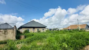 2 Plot of Land