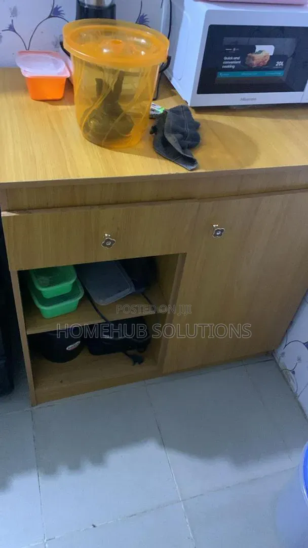 Kitchen Cabinet