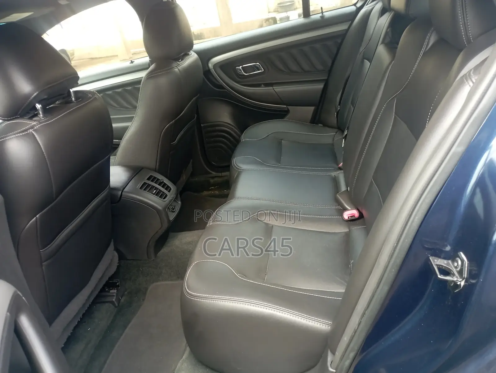 Ford Taurus 2016 Blue