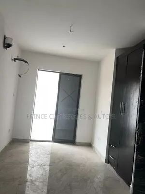 Furnished 4bdrm Duplex in Off Adeniyi Jones for rent