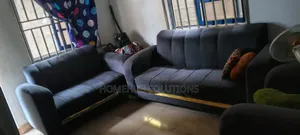 6 Seaters Set of Barely Used Set of Chairs