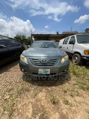 Toyota Camry LE V6 4dr Sedan (3.5L 6cyl 6AM) 2008 Gray