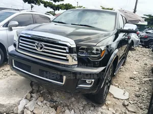 Toyota Sequoia 2015 Black