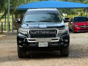 Toyota Land Cruiser Prado 2014 Black