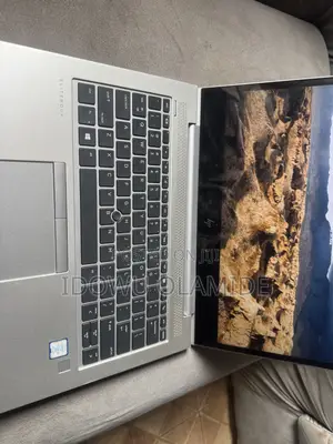 Laptop HP EliteBook 830 G6 8GB Intel Core i5 SSHD (Hybrid) 256GB