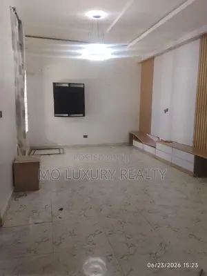 4bdrm Townhouse / Terrace in Chevron for rent