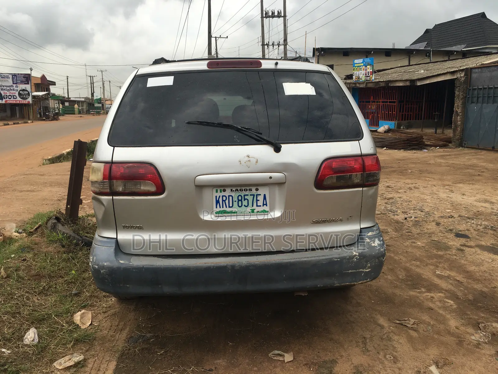 Toyota Sienna 2000 Silver