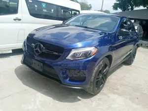 Mercedes-Benz GLE-Class 2017 Blue
