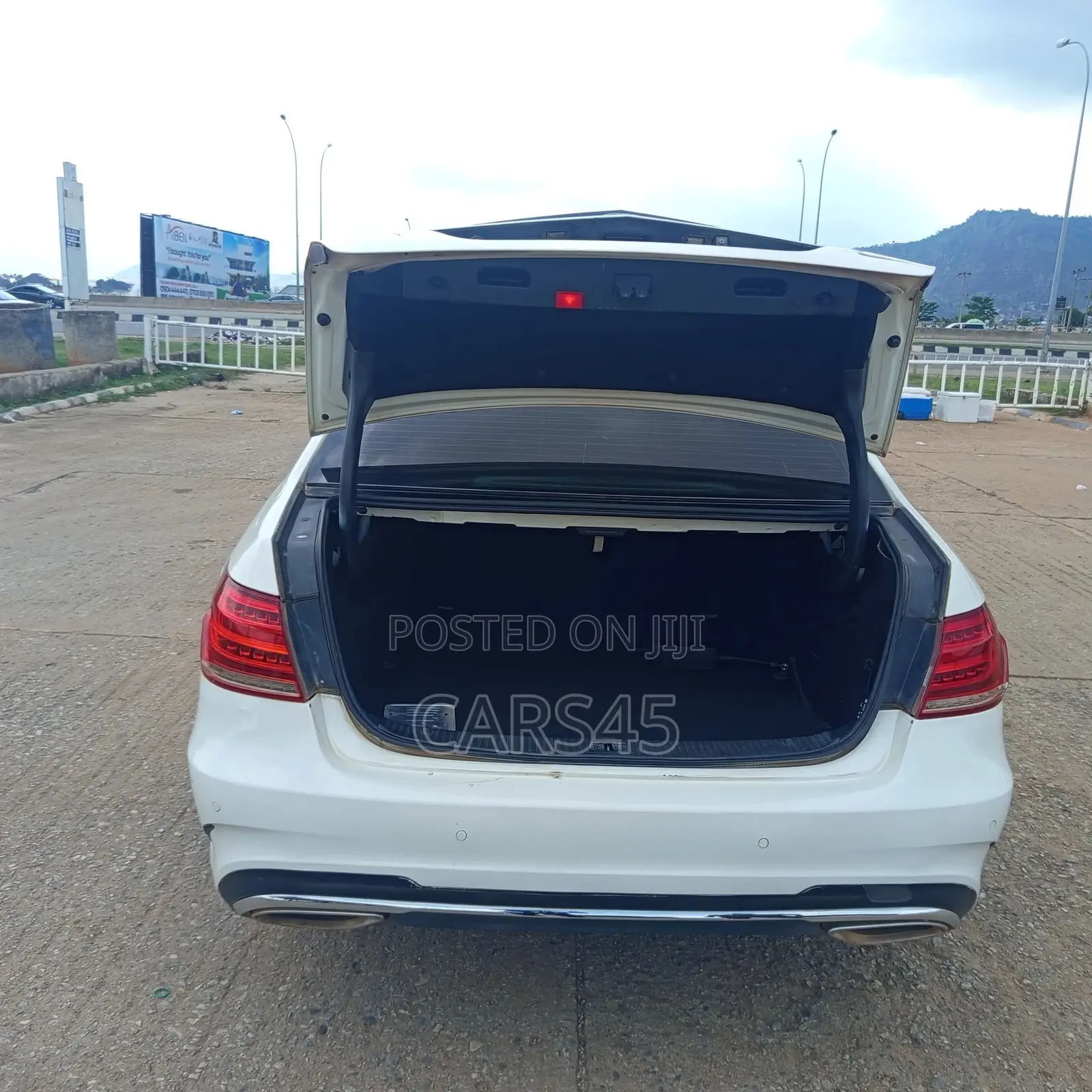 Mercedes-Benz E350 2010 White