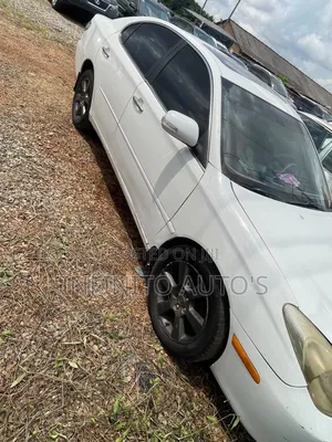 Lexus ES 330 Sedan 2004 White