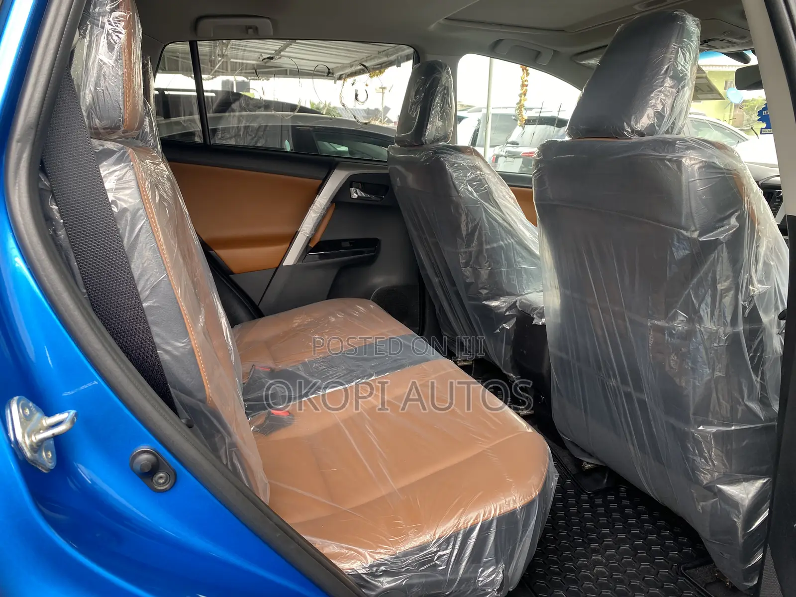 Toyota RAV4 2016 Blue