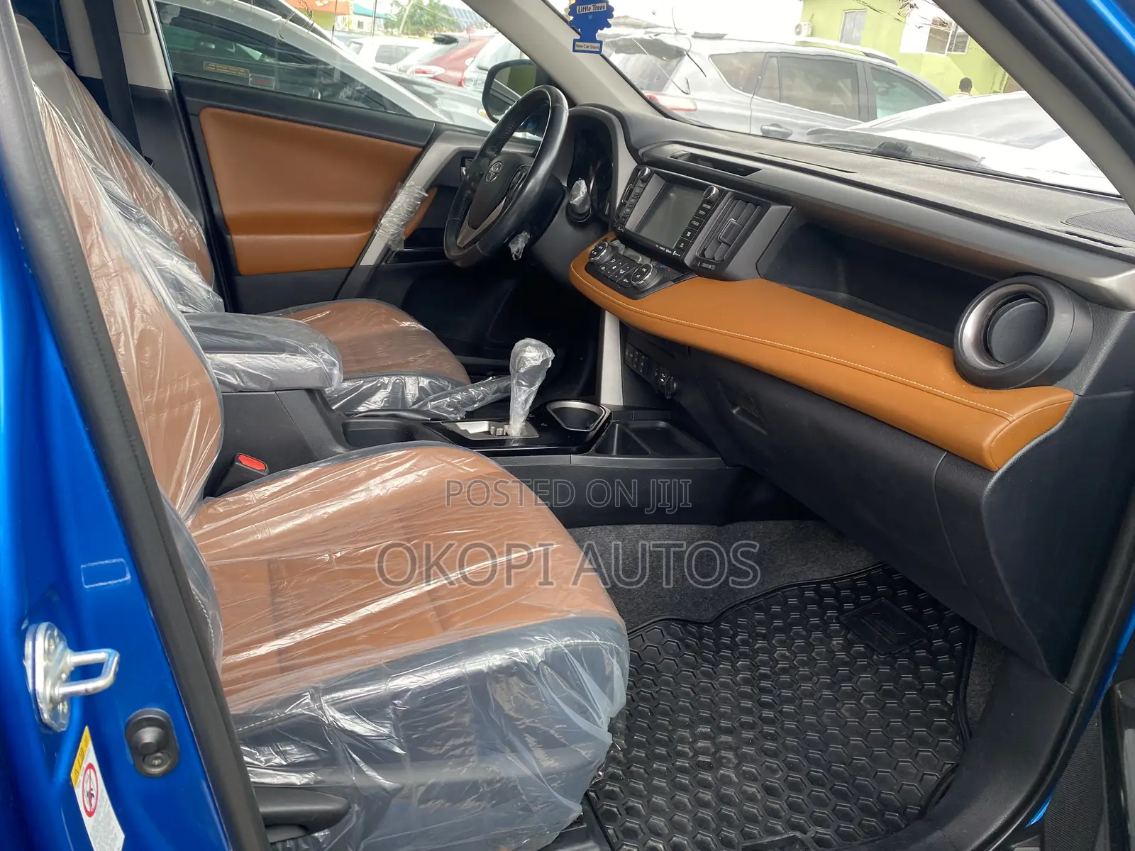 Toyota RAV4 2016 Blue