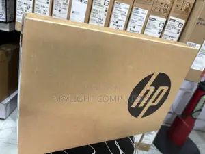 New Laptop HP 16GB Intel Core i5 SSD 256GB