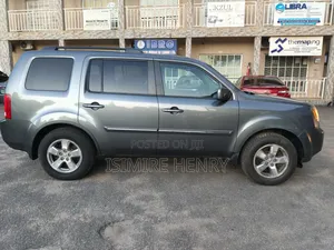 Honda Pilot 2011 Gray