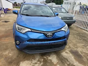 Toyota RAV4 2017 Blue