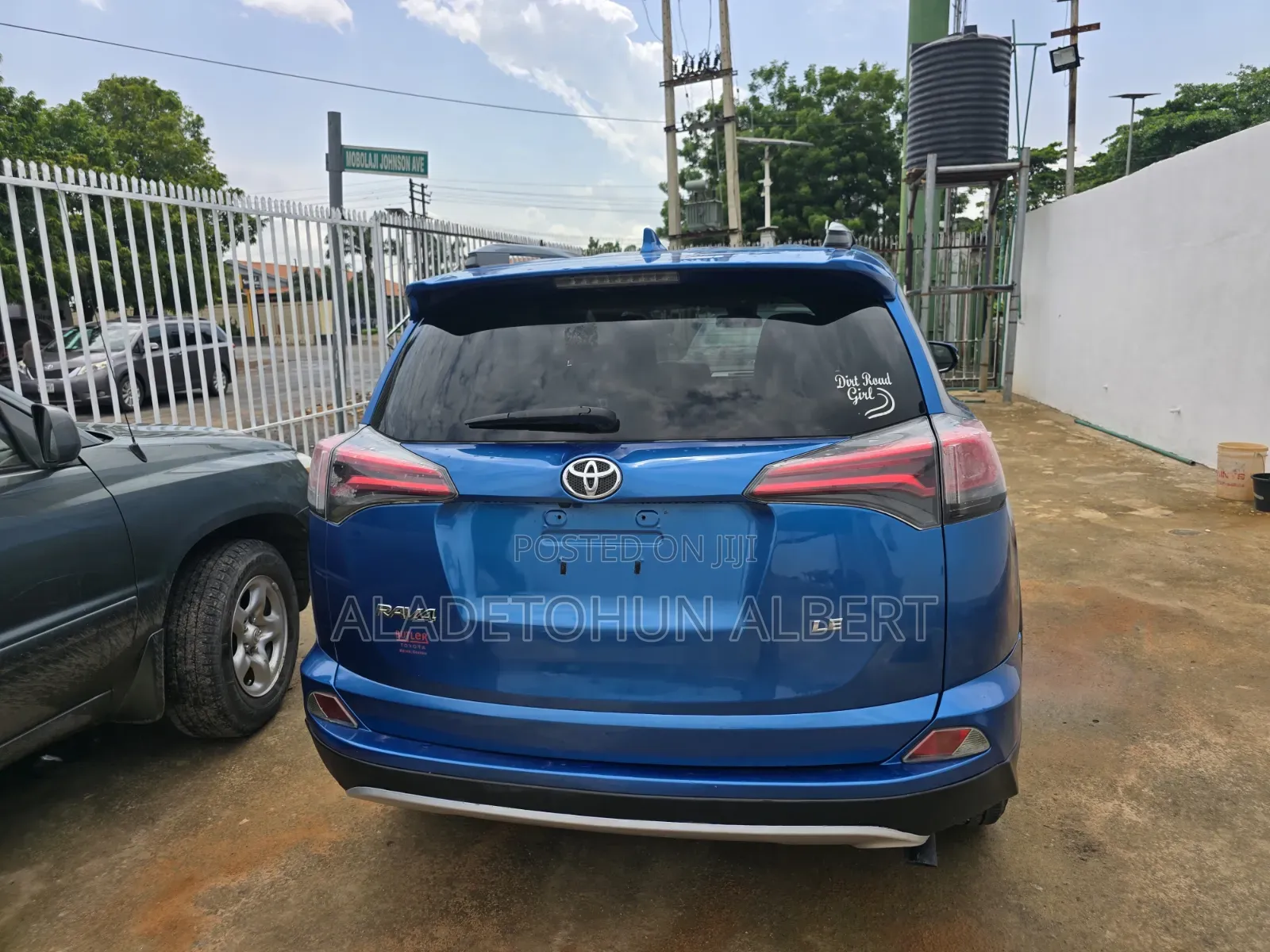 Toyota RAV4 2017 Blue